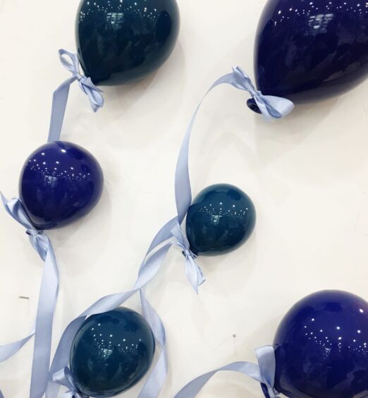 palloncini in ceramica blu