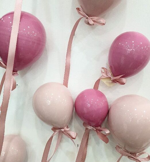 palloncini rosa in ceramica
