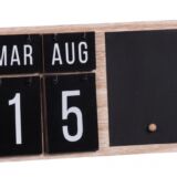 calendario in legno da muro
