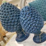 Lampada Led Pumo Pigna Pugliese Traforata in Ceramica Blu