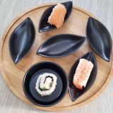 Set da Sushi 6 ciotole foglie nere in ceramica + vassoio in bamboo