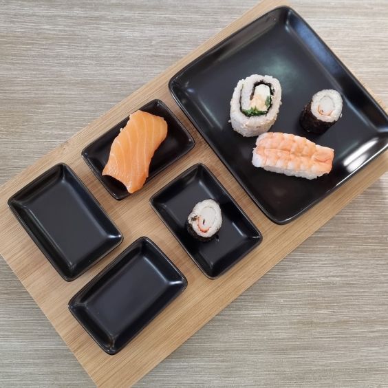 Vassoio con 5 piattini in ceramica set da sushi - Sindy Arredo